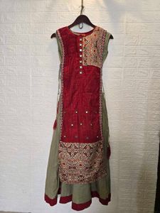 Elegant Ethnic Kurta Set with Mirror Work
