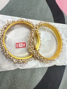 sukkhi women kada-stacks gold bangles
