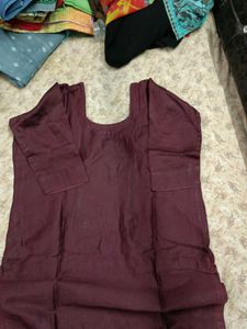 Maroon Ethnic Kurta with Floral Detail
