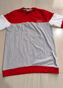 round neck tshirt  totaly new