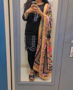 Elegant Black Kurta with white embroidered New