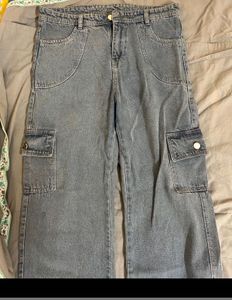 Trendy Zara Light Wash Jeans