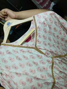 Elegant Floral Print Kurta