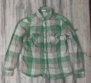 Green Plaid Button-Up Shirt