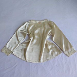 Elegant vintage Satin top✨️✨️