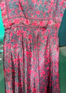 satin silk gaun