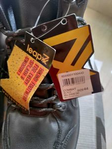 LIBERTY New With Tag Leather Boots (44)