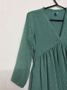 Elegant Green Flowy Maxi Dress