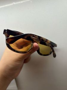 H&amp;M Stylish Tortoiseshell Sunglasses