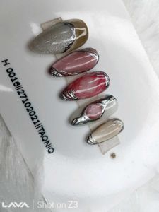 By 1 Get '1 free designer pressons Nail  Set