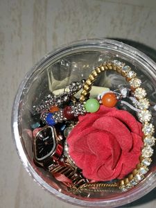 15+ items Mystery jar + Extra freebies