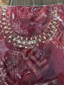 Maroon Kurta Set with Mirror Work