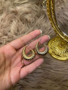Gold Chunky Hoops