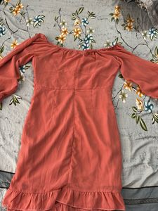 Chic Ruched Off-Shoulder Dress