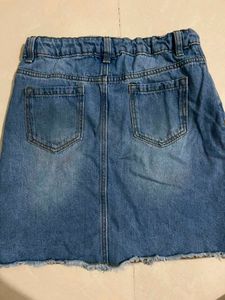 Stylish Ripped Denim Skirt