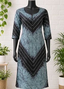 Tie-Dye V-Neck Kurta