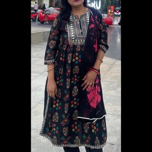 Nayra Cut 3 Piece Suit Set