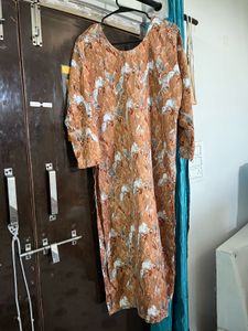Stylish Women's Ethnic Kurta Set