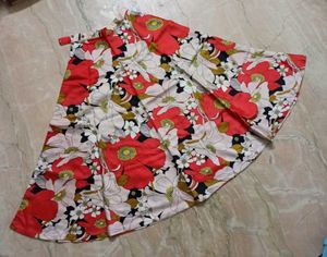 Vintage 1970s Girls Satin Silk Umbrella Cut Skirt