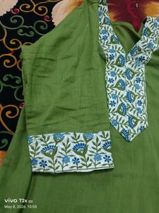 Green Kurta with Floral Embroidery