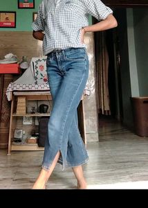 Classic Blue Denim capree