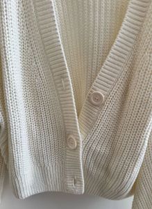 H&amp;M - cream knit cropped cardigan
