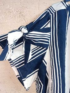 Chic Striped Tie-Sleeve Top Oversized