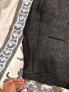 Men's Black Patterned Blazer with zipper bag