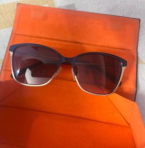 Ted Baker Women’s Sunglasses-Authentic