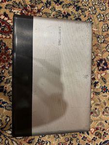 Samsung RV411 Laptop