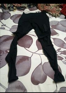 Alo Yoga Black &amp; White Striped Leggings combo of 4