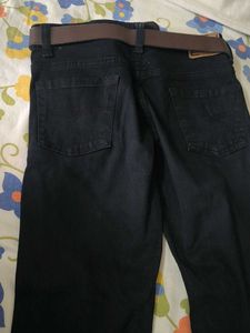Men's Dark Wash Jeans with Belt