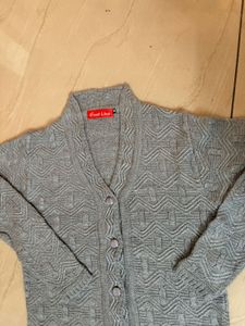 Chic Grey Knitted Cardigan
