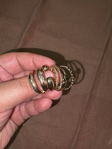 H&M Set of 6 Chic Gold-Tone Rings