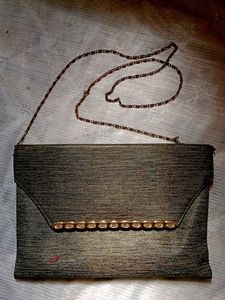 Elegant Chain Shoulder Bag 👜