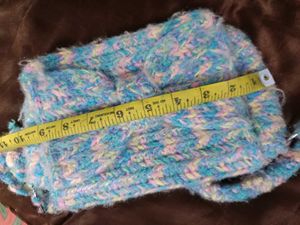 Crochet shoulder bow bag with mini hat tassel
