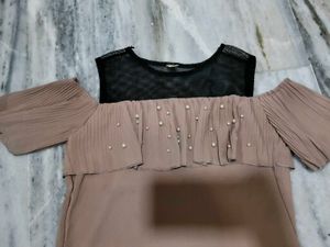Chic Pearl Embellished Cold Shoulder Top