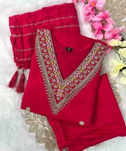 Red Embroidered Kurta Set..