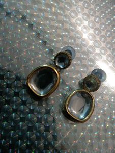 Elegant Kundan Stone Earrings