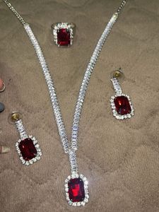 Elegant Red Stone Jewelry Set