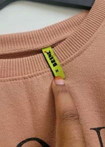 Seoul Graphic Sweatshirt
