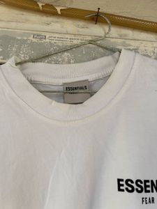 ESSENTIALS Fear of God Men T-Shirt (2)