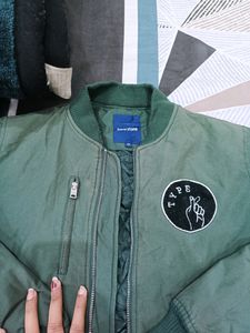 Winter Jacket Men And Women Both Are Use It