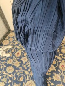 Elegant Navy Pleated Kurta Set