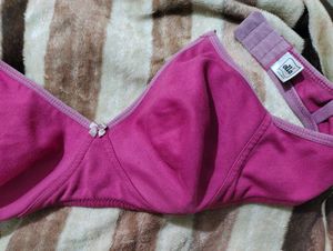 Preloved Pink Brassiere by Ollo-No shoulder straps