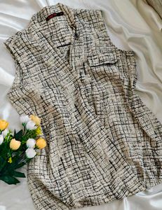 109°F Top – Elegant &amp; Office-Ready!