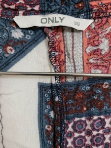 Only Printed Shrug