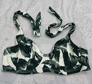 Tropical Leaf 🇲🇾Print Bikini Top