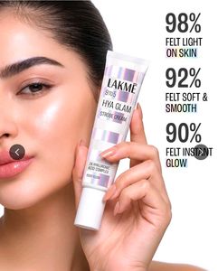 Lakme 9to5 Hya Glam Strobe Cream