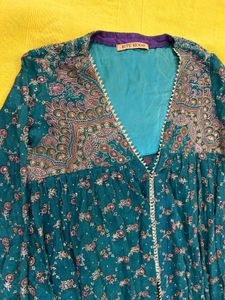 Ritu Kumar Kurta